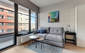 Doki Living & Foodhall By Downtown Apartments